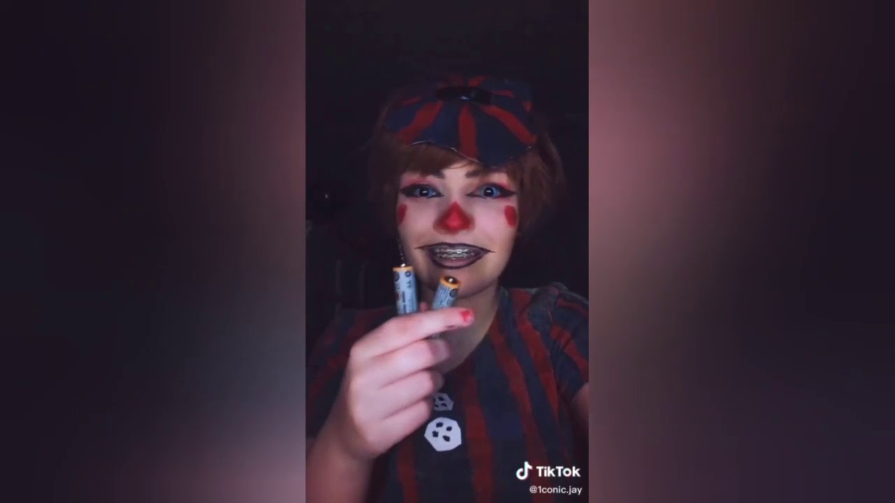 Five Nights At Freddy's/FNAF cosplay tik tok
