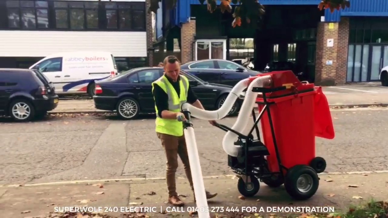 WOLF 3 ELECTRIC Battery Powered Outdoor Leaf & Litter Vacuum with Trolley