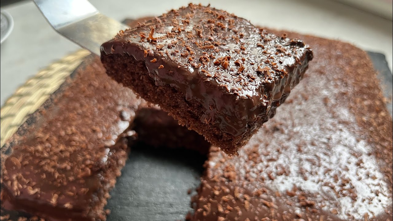 احلى بسبوسة بصوص الشوكولاته خفيفة و معلكةو اللذة لاتقاوم (basboussa aux chocolate)🍫👍🏽🔔