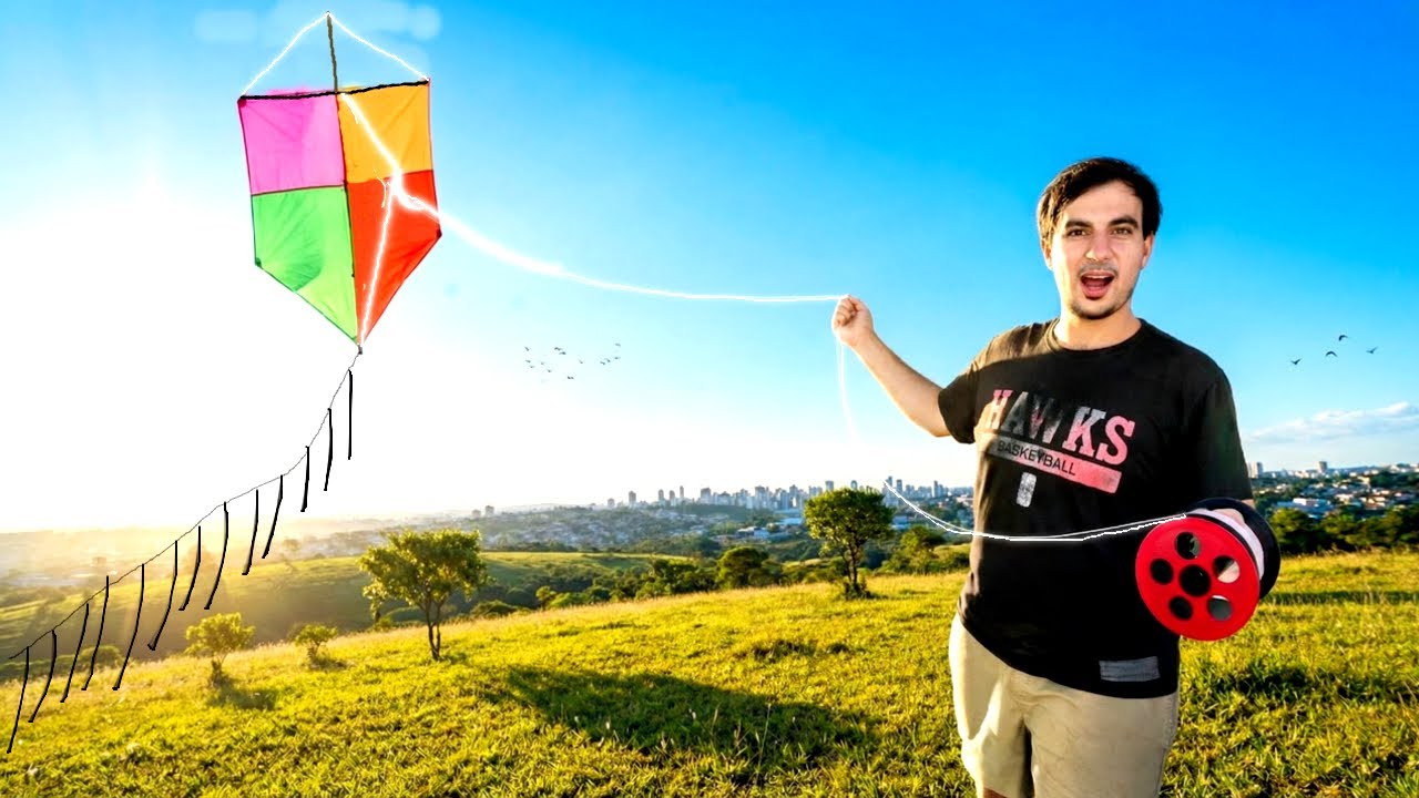 Soltei UM PIPÃO GIGANTE NO LUGAR MAIS ALTO DA MINHA CIDADE😯🪁