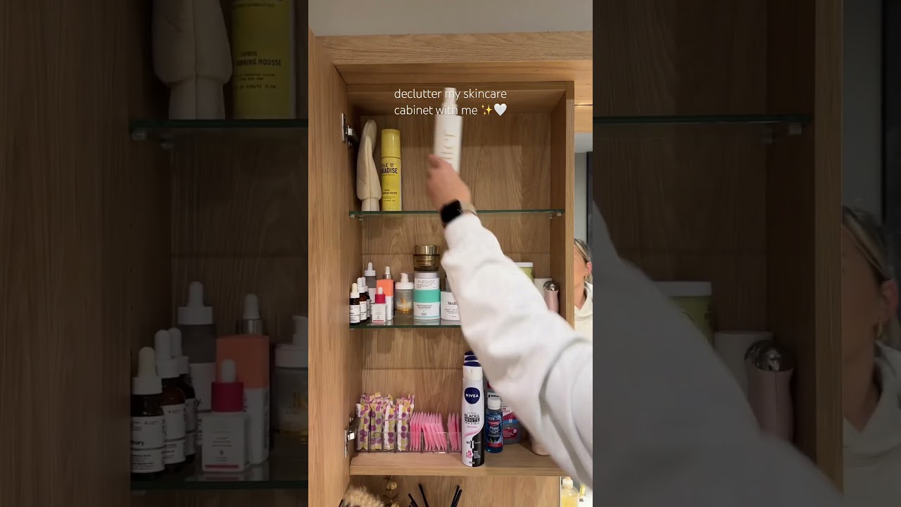 Time to declutter and organise my skincare 🧖&zwj;♀️✨ #cleaningmotivation #organisation #skincare