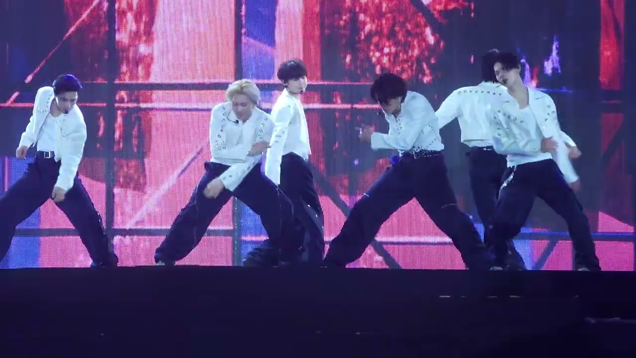 엔하이픈 ENHYPEN - GIVEN-TAKEN | WALK THE LINE CONCERT TOUR IN BULACAN 010325 FANCAM