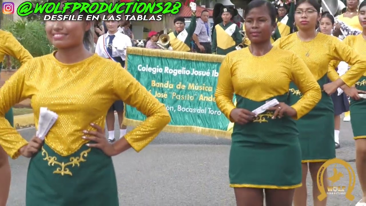 CEB Federico Zúñiga y Colegio Rogelio Ibarra en Desfile de Las 