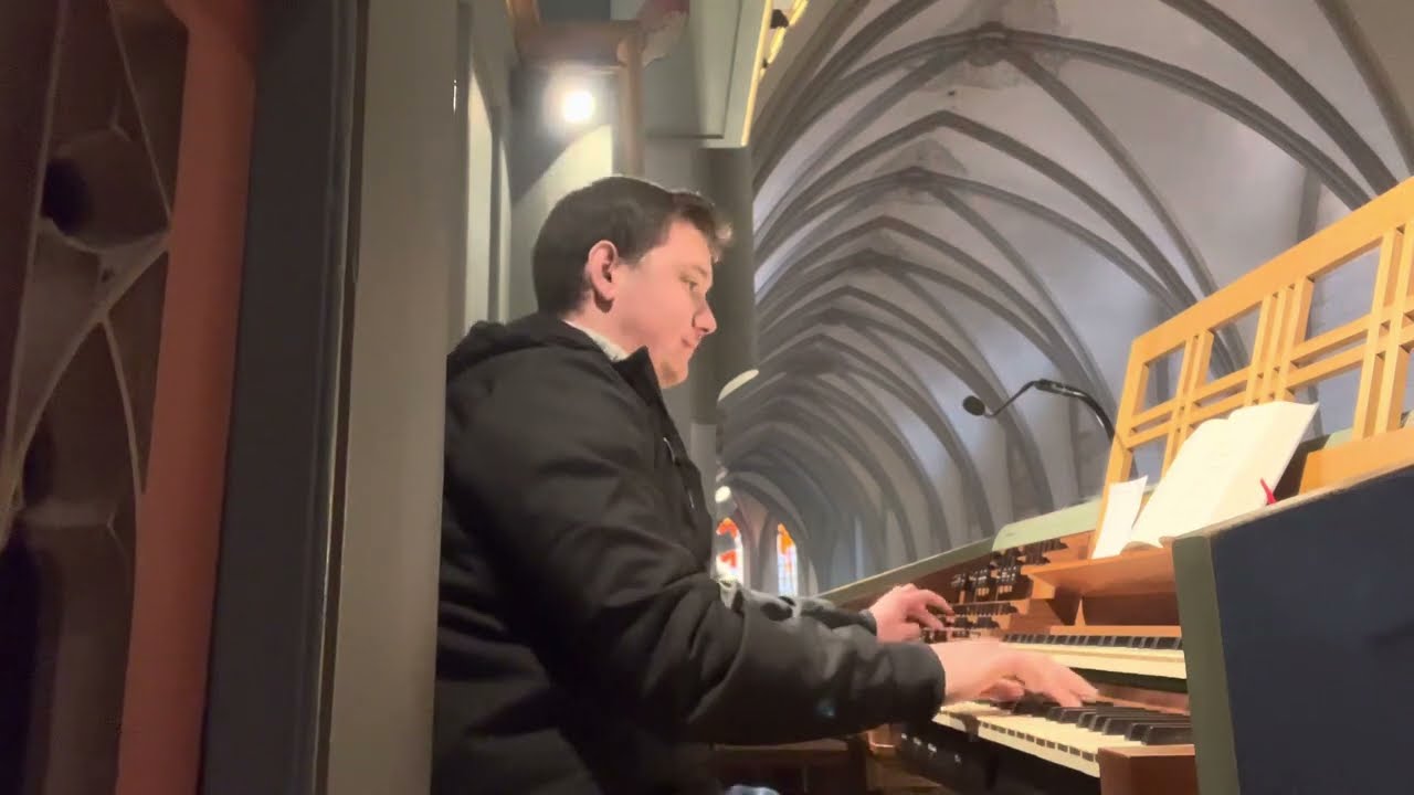GL 375 - Gelobt seist du, Herr Jesu Christ (Christk&ouml;nig)