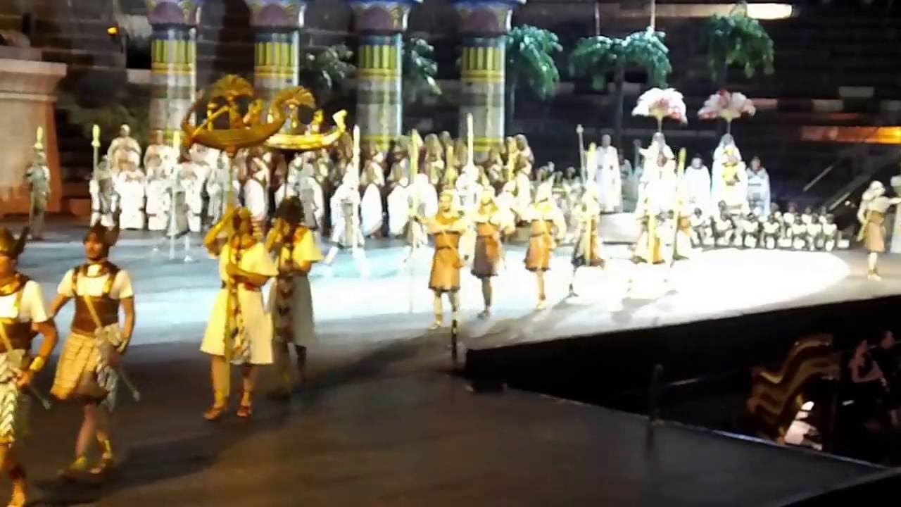 Ballabili.. Gloria All'egitto da AIDA . Arena di Verona 30 - 06 - 2016-