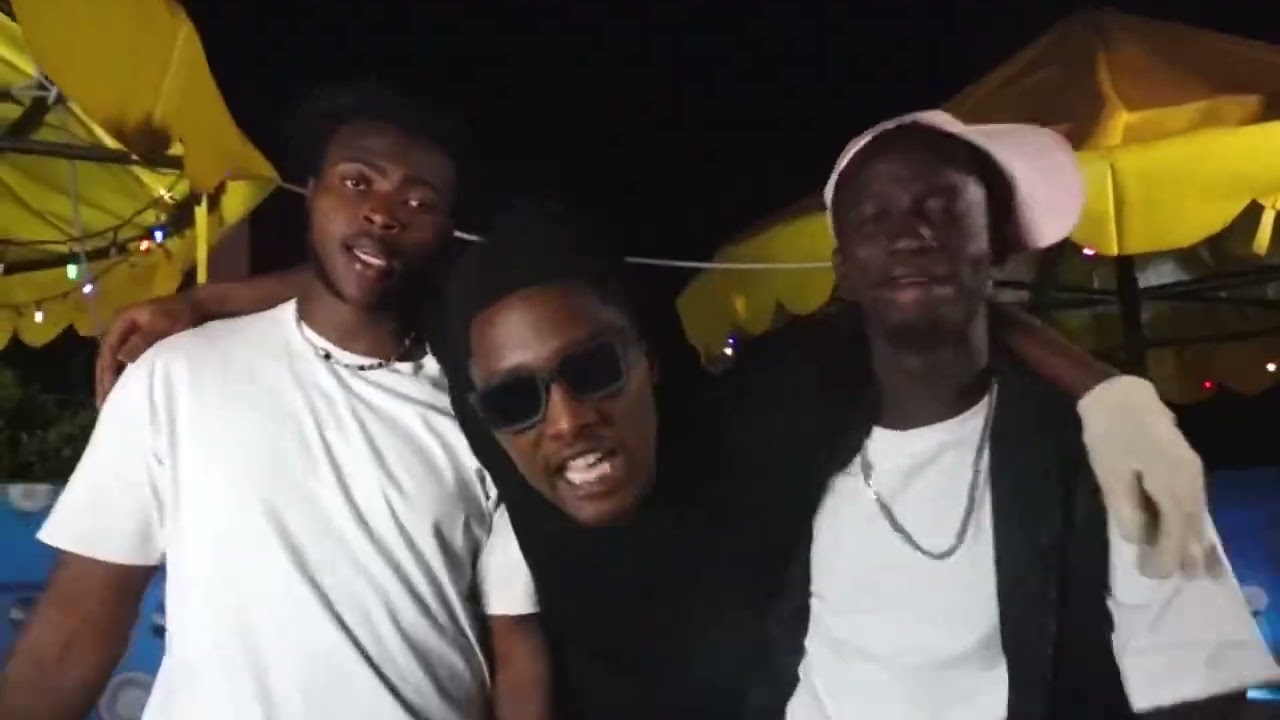 CHOU KÔNÔ KOW- collectif des artistes de sirakoro ( BAD BLACK -SMARTY-YAKEN OG)