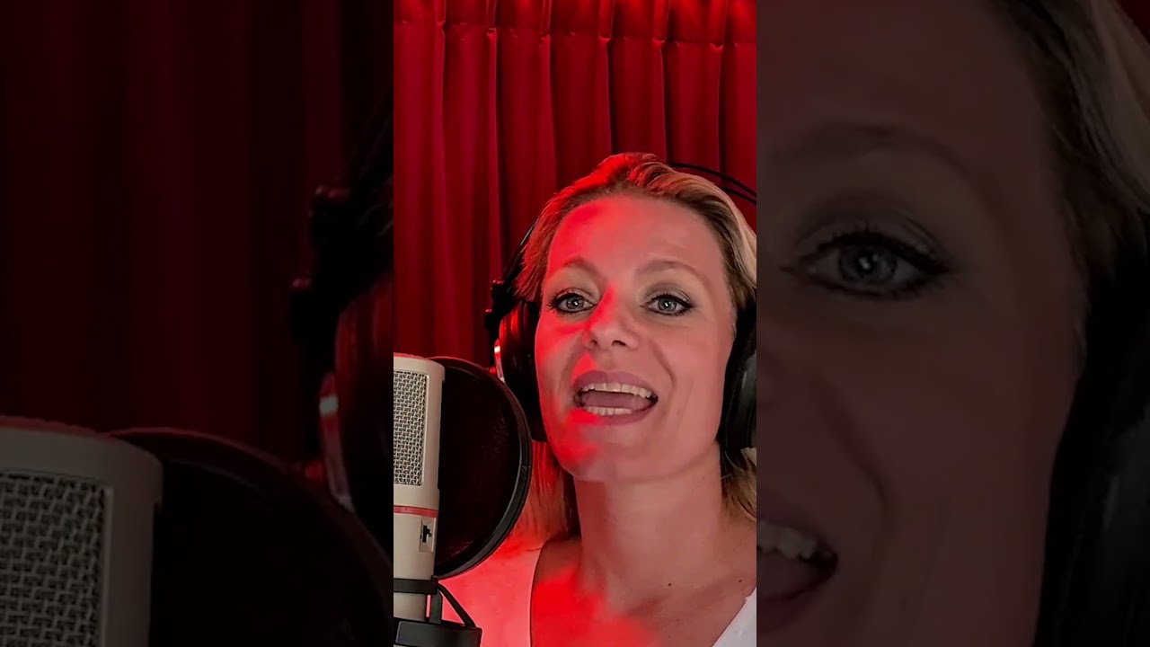 Fields of Gold - Live cover - Martine Fleming 
