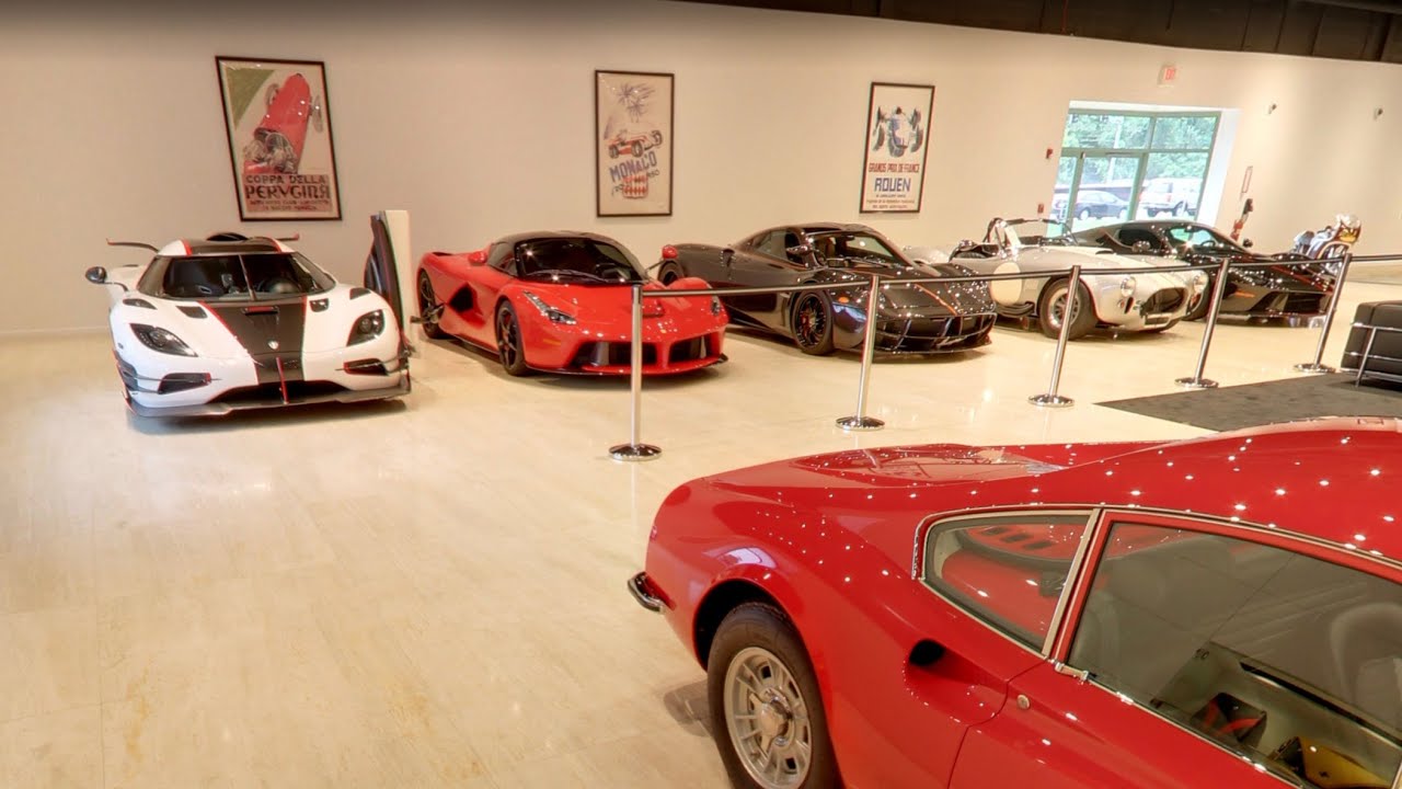 Tour of Ferrari Lake Forest (TONS OF HYPERCARS)