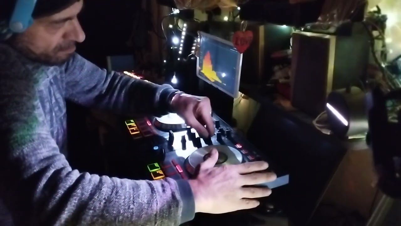 HousensationLove :Present :: Wdj Set House /10/Dicembre/2025/