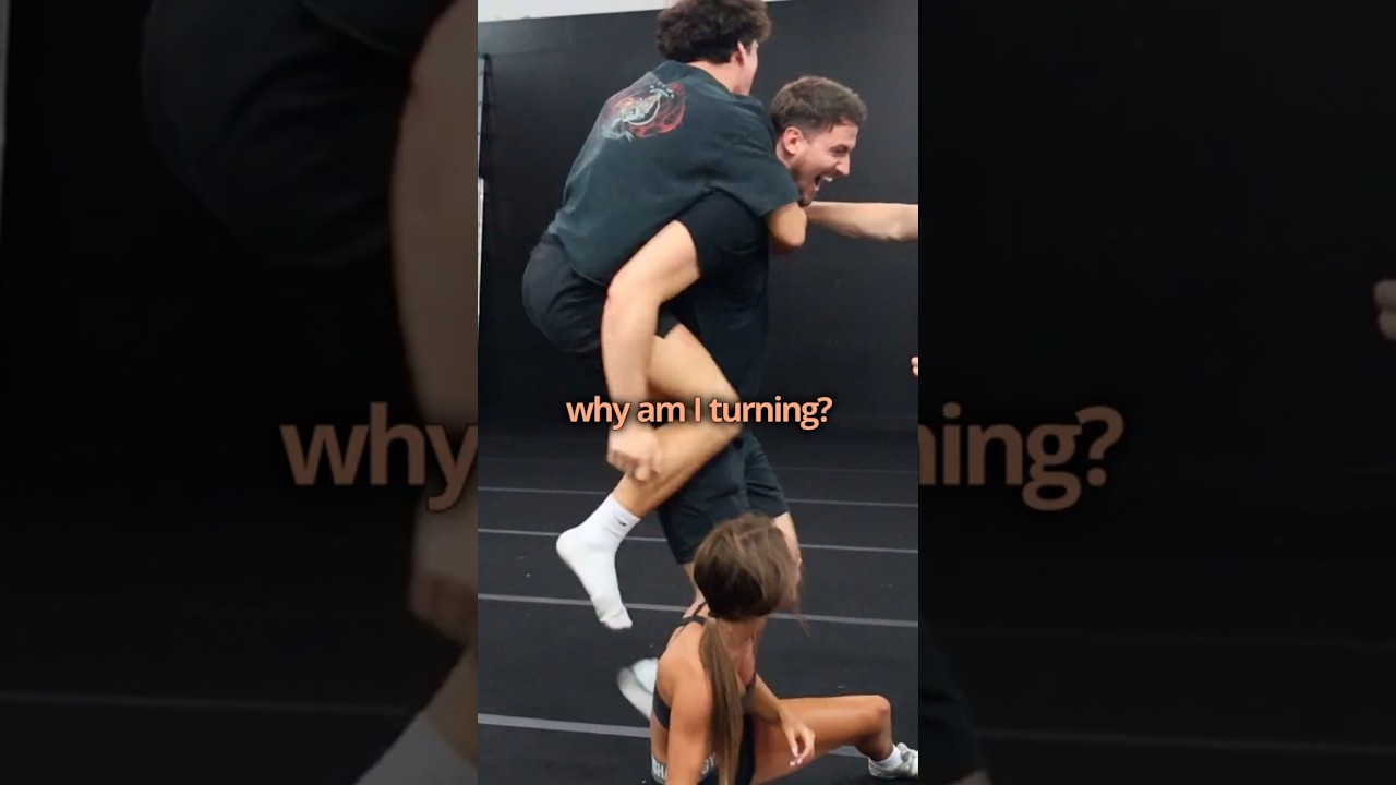 Co on robił?! #cheer #kaskader #szorty