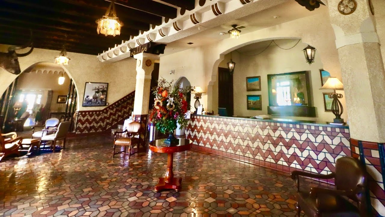 A Look At Hotel El Paisano, Marfa, Texas