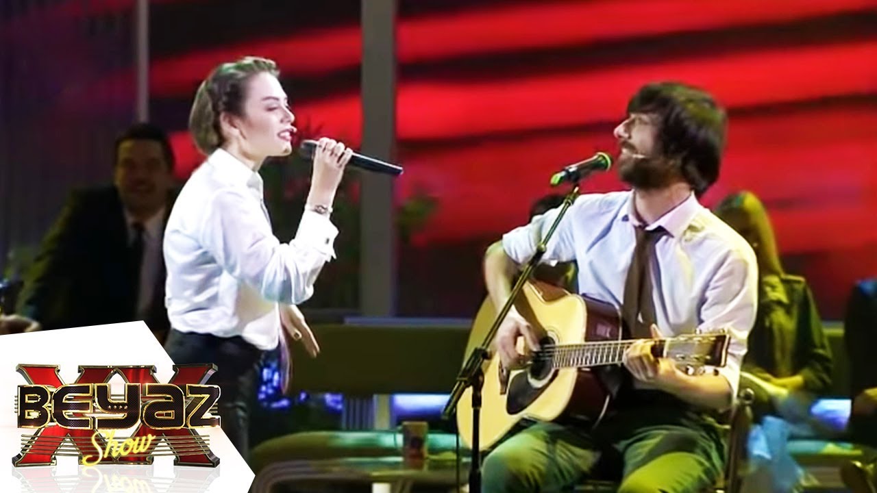 Demet Evgar ft. Multitap - Bu Şarkıyı Dinliyorsan | Beyaz Show