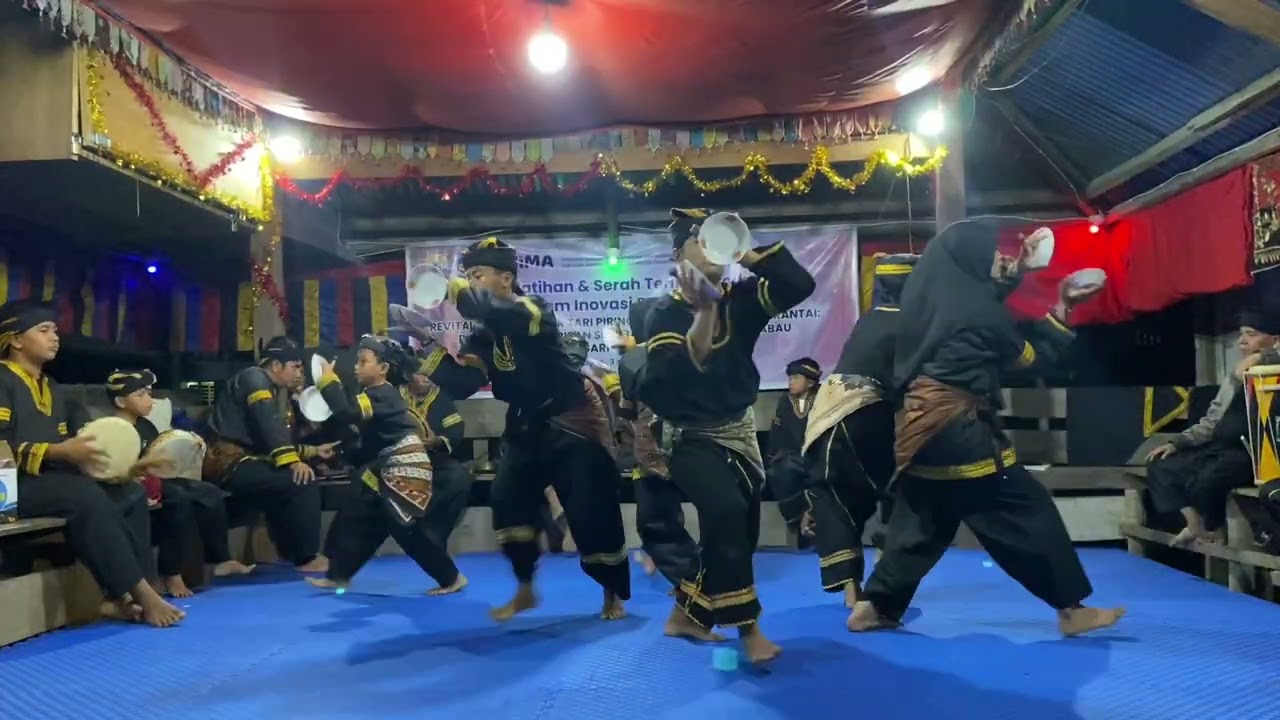 Vidio Full Tari Piring Numbuak Ampiang Sanggar Singo Barangai