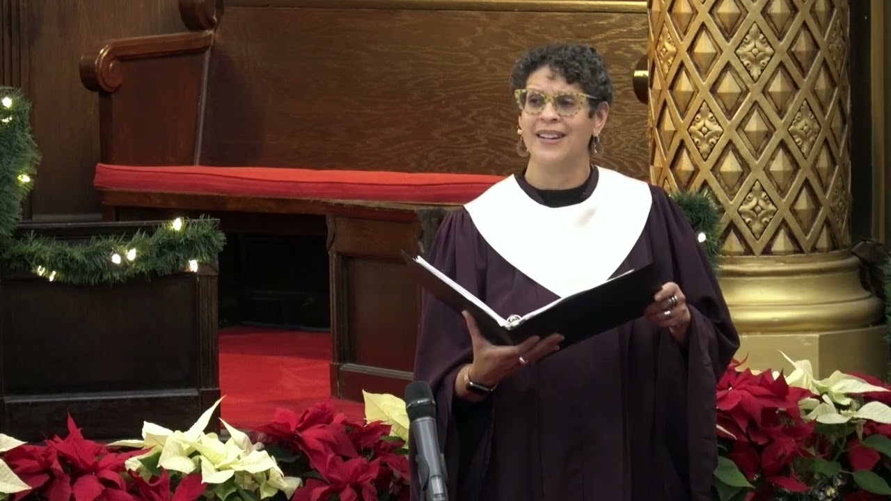 Alex De Suze from the MABC Choir sings 