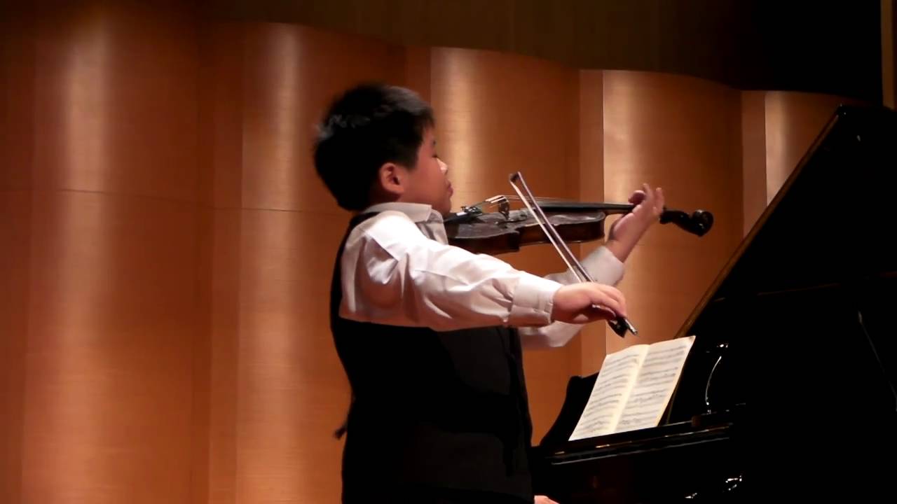 2011第九屆台灣絃樂團小提琴大賽決賽_海頓第二號G大調協奏曲  張頌奇