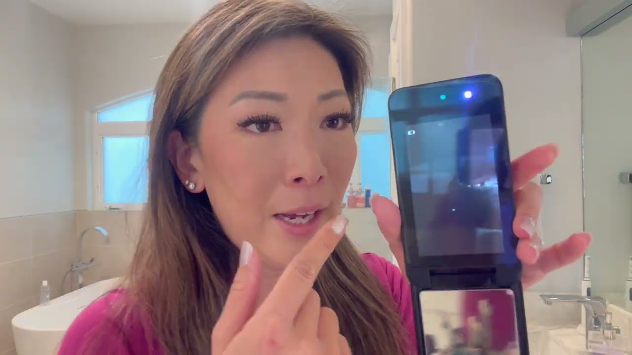 The Best UV Camera Mirror For Mid-day Sunscreen Touch Ups!!!