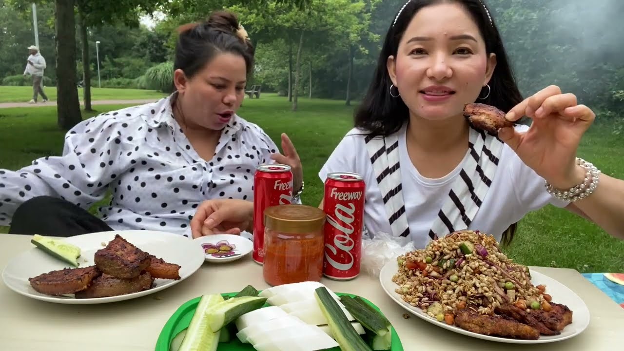 पिरोअमिलो ज्यानमारा खुर्सानी सॅंग Pork belly BBQ अमिलो पिरो झालमुरी चट्पटे