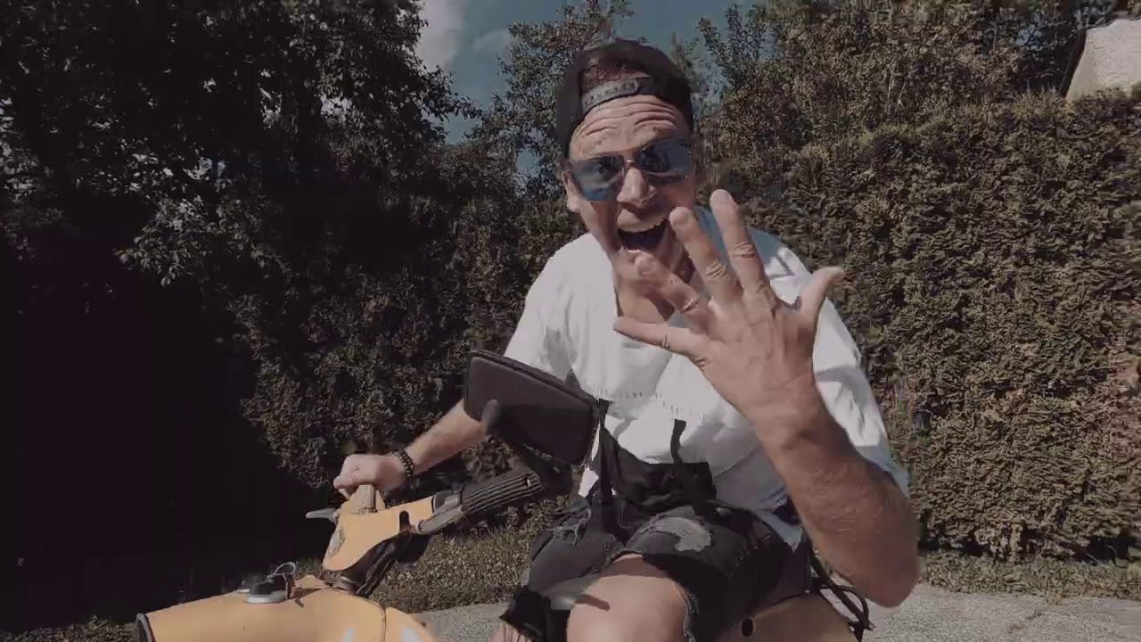 Ocho Macho - Ahonnan &eacute;n j&ouml;v&ouml;k (Official Music Video)