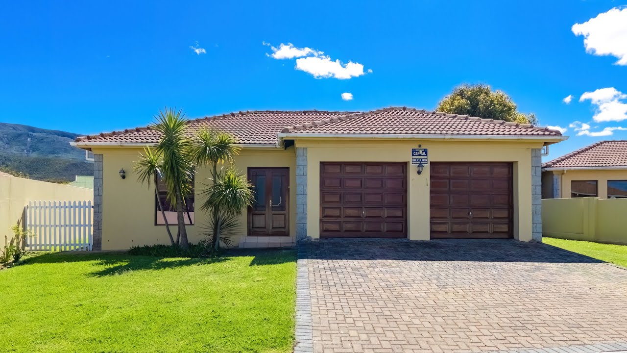 3 Bedroom For Sale | Sandbaai