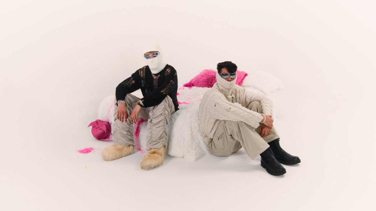 Sweetwave, Sneaky wh = PuUussy LooOve (Videoclip Oficial) #PussyLove