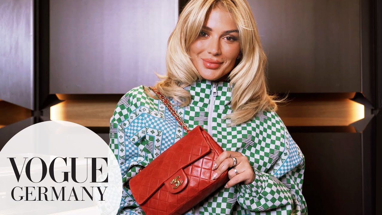 Loredana öffnet ihre Tasche - mit Weihwasser & Schnuller | In the Bag | VOGUE Germany