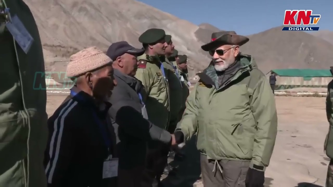 KNTv Telugu II Narendra Modi interacts with Soldiers
