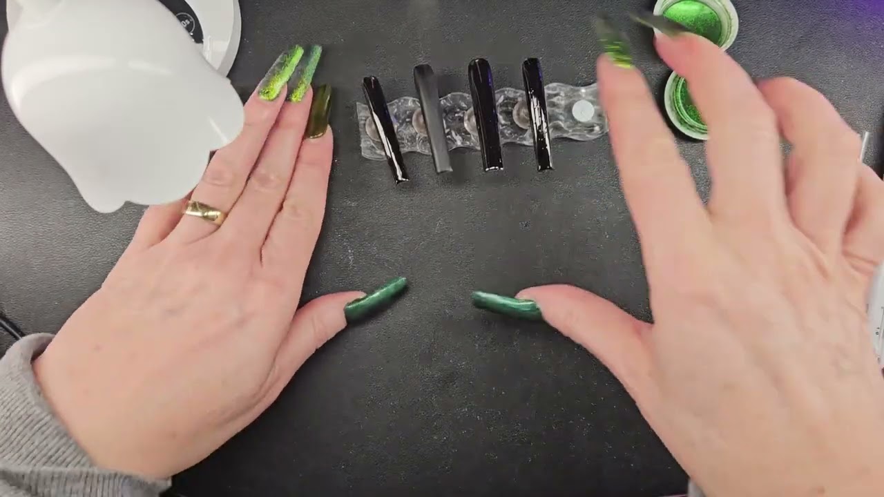 St. Patrick's Day Nail Designs | Green Chrome | Reverse Chrome | 4 Leaf Clover ☘️
