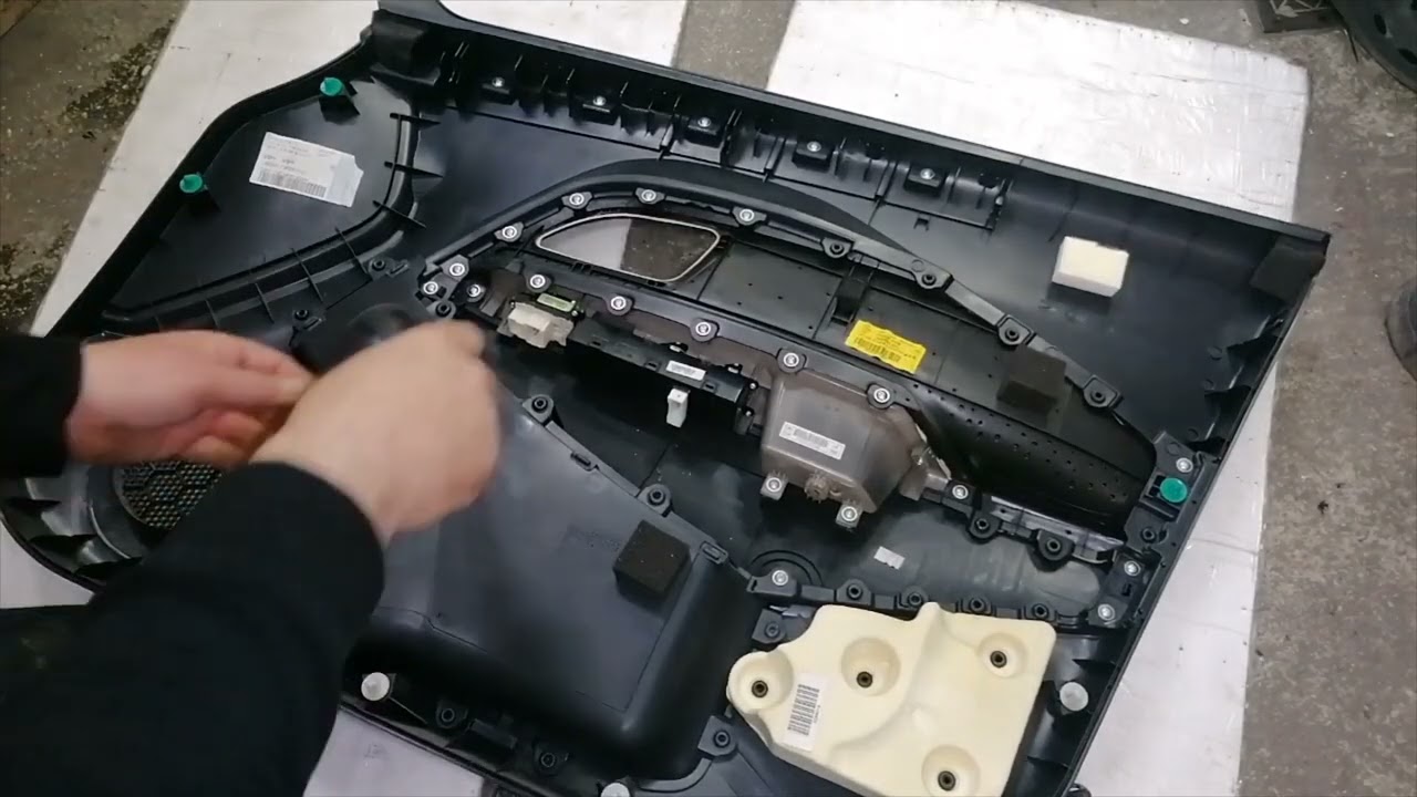 How to Remove or Replace Side Mirror Switch on Kia Rio