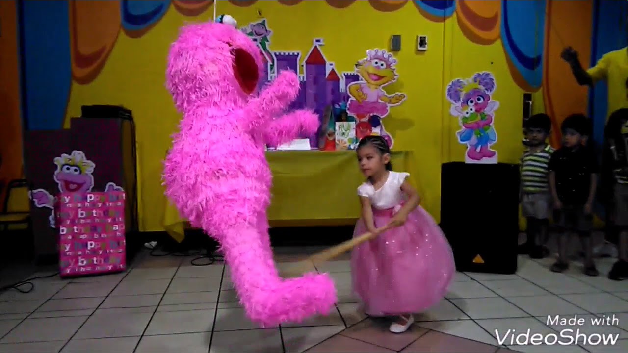 La piñata canción