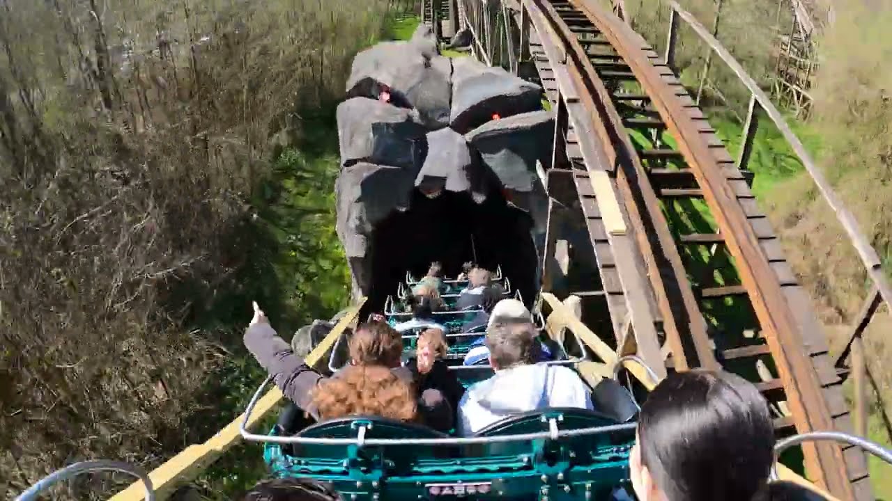Onride: 'Tonnerre 2 zeus' 🎢 (Backseat) 4K/POV 2023 - Parc Astérix