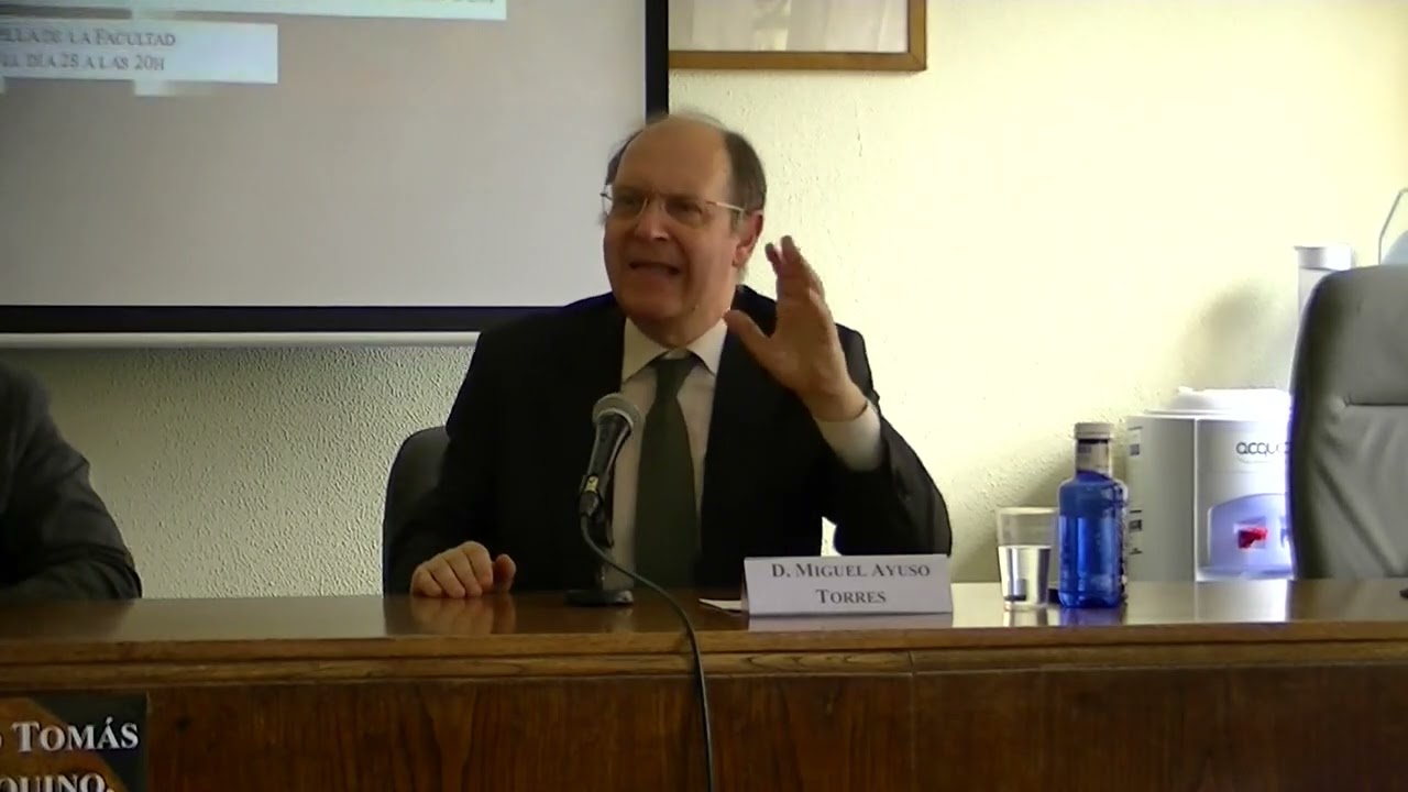 13. Mesa redonda de d. Miguel Ayuso, d. Andrés Mártil y d. Javier Fernández