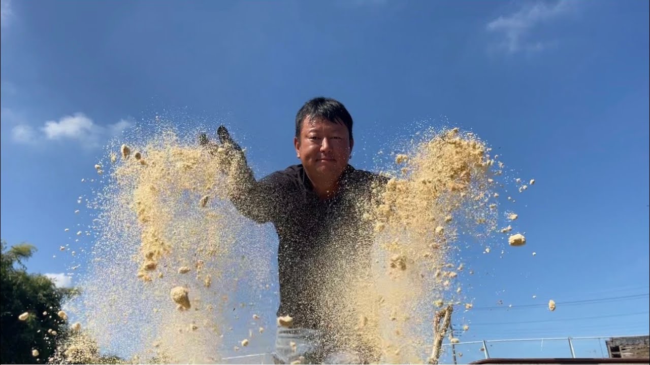 もみ殻と米ぬかを畑に撒くと野菜が大きく育ちます　25/8/20