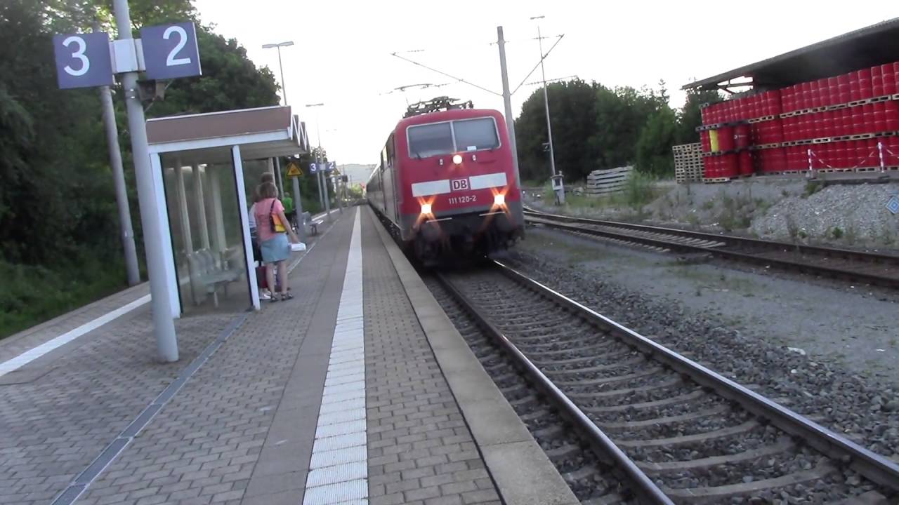 Gaildorf West mit ET 425 -  BR 111 + n-Wagen - Bilder vom Bahnhof