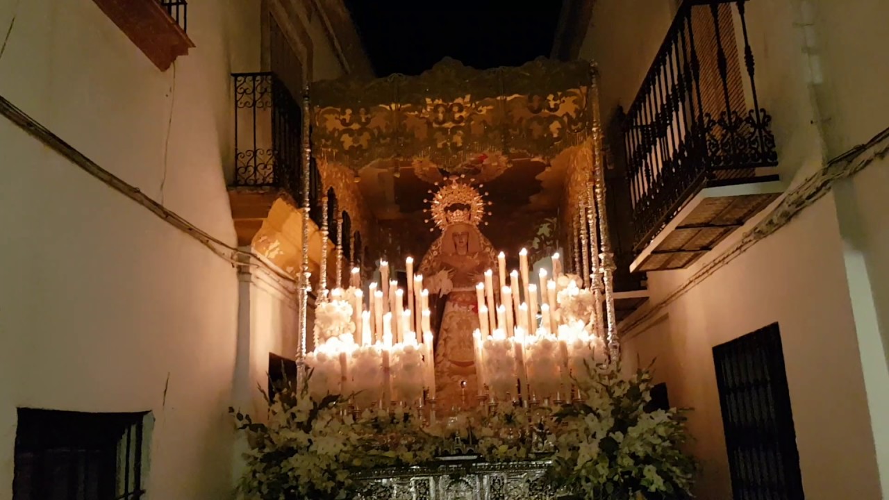 Caridad de Écija, estrecho calle Florentinas 2017