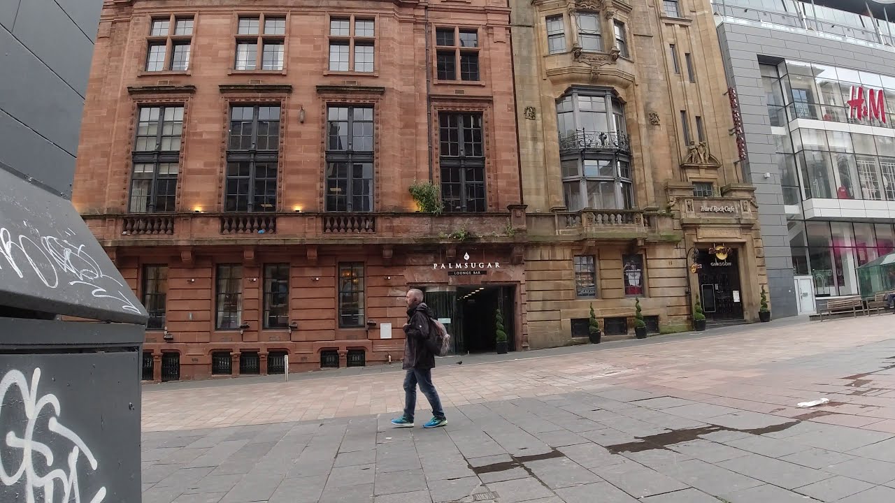 Glasgow City Centre On A Friday Evening