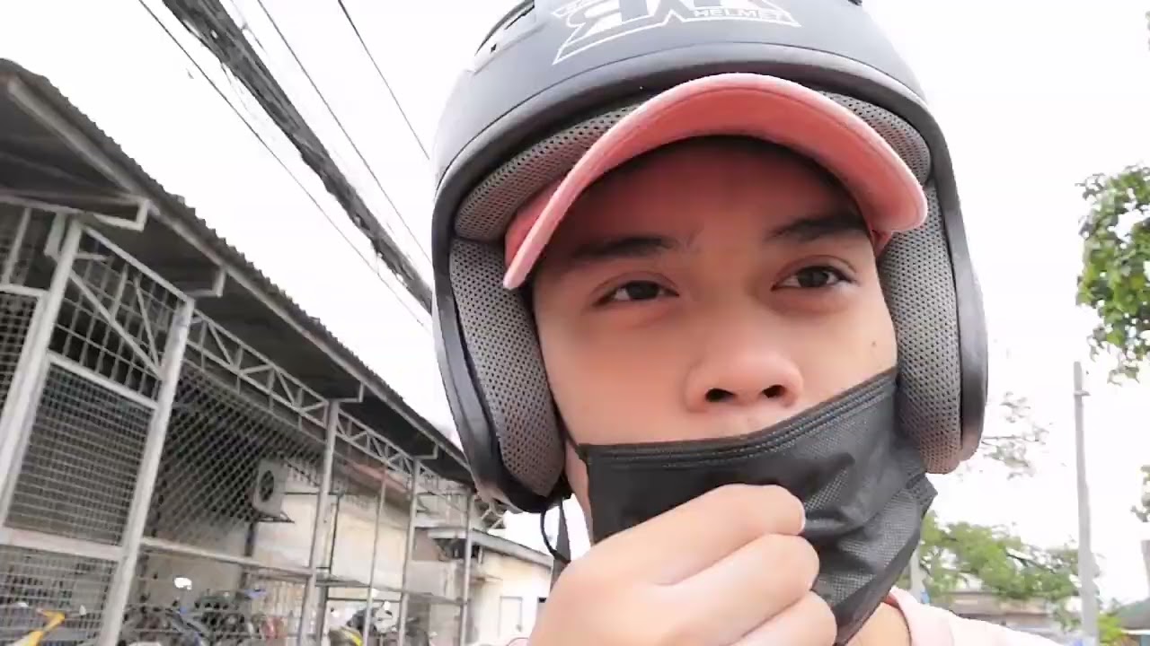 A DAY IN MY LIFE (UNIVERSITY OF CEBU - G12 STEM C - CHARITY