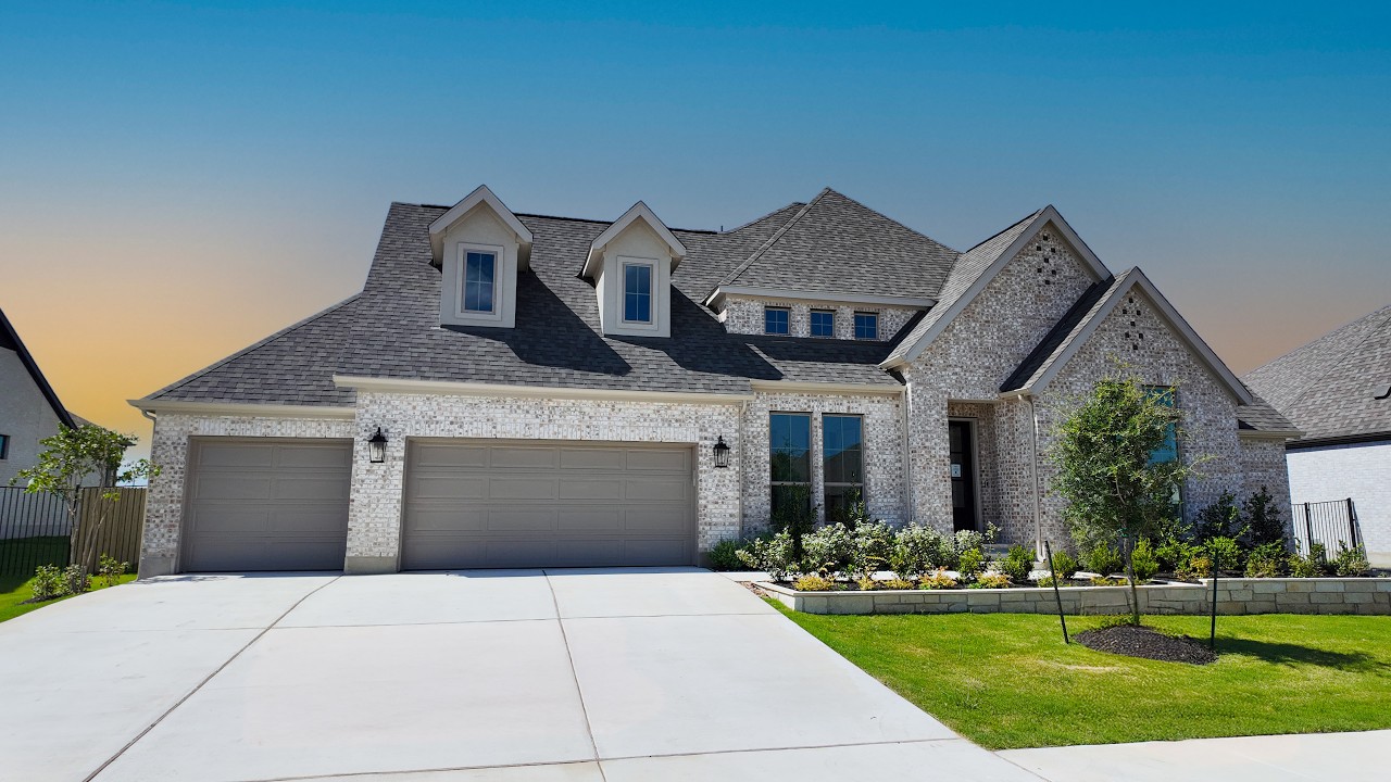 Luxury 4-Bedroom Perry Homes Masterpiece | 3525W Plan in Santa Rita Ranch, Liberty Hill TX