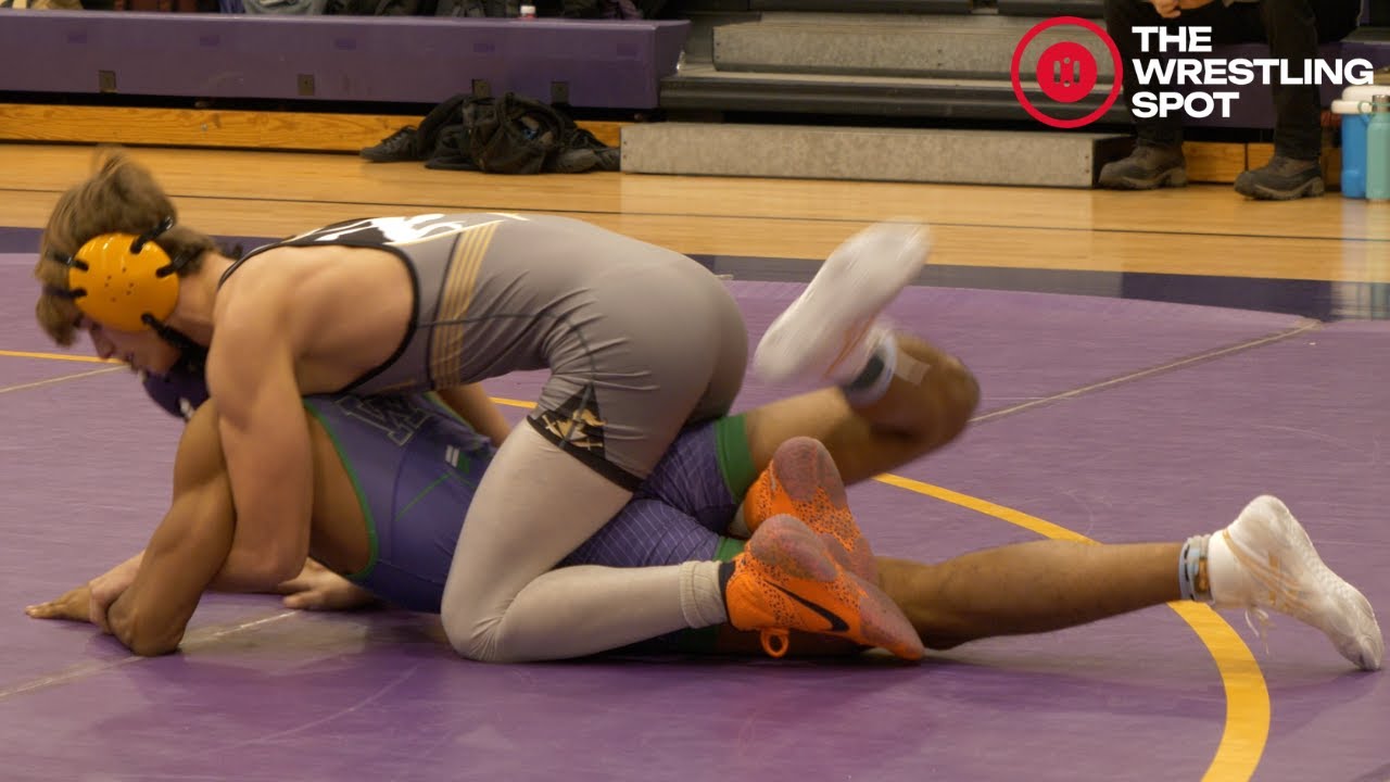 150 - Owen Anderson of Grayslake North High School [R] v. Truth Thurman of Waukegan High School [G]