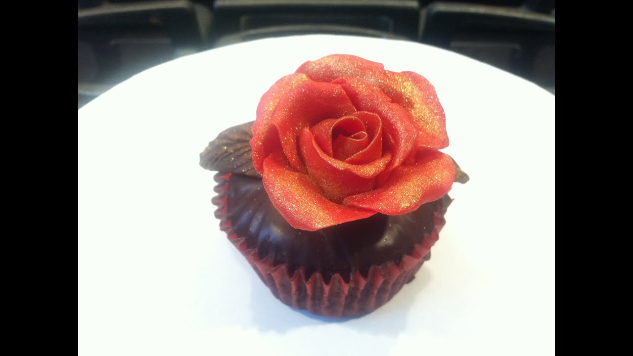 Modeling Chocolate Roses Using a 5 Petal Cutter