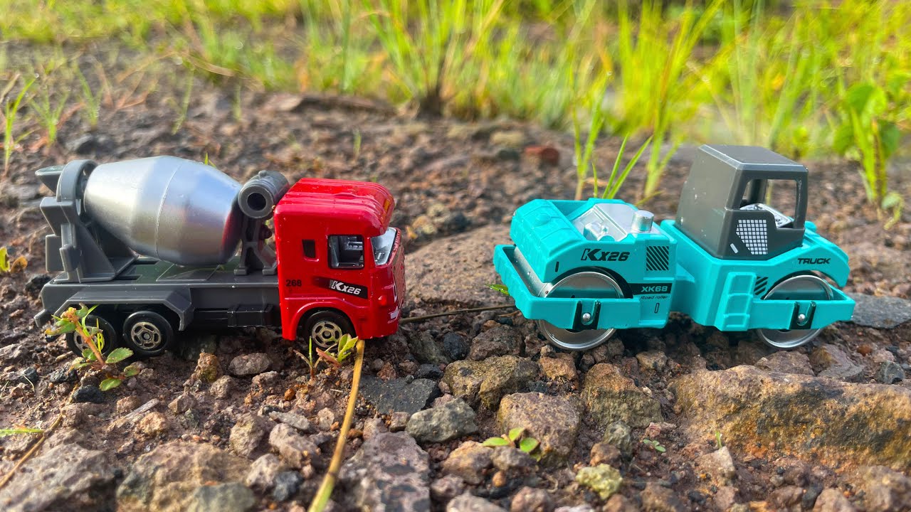 Mencari Mainan Mobil Polisi, Bus Polisi, Pemadam Kebakaran, Truk Molen, Truk Tangki, Exavator