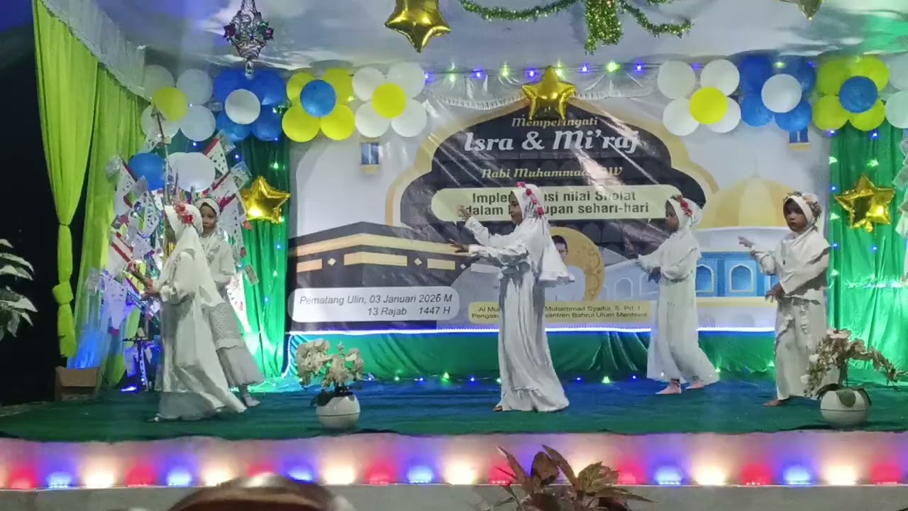 Kreasi tarian dalam rangka Isro mi'raj di langgar Darul Anam RT. 04 desa Pematang Ulin 