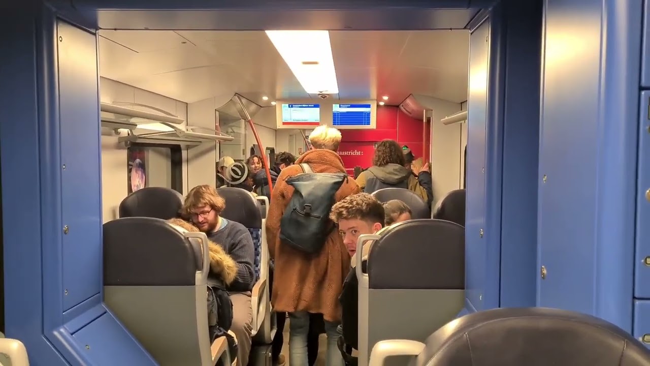 De eerste nachttrein van Arriva! Maastricht - Schiphol