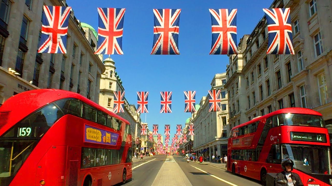 LONDON WALK | Union Jack Flags on Regent Street for Royal Wedding of Harry and Meghan | England