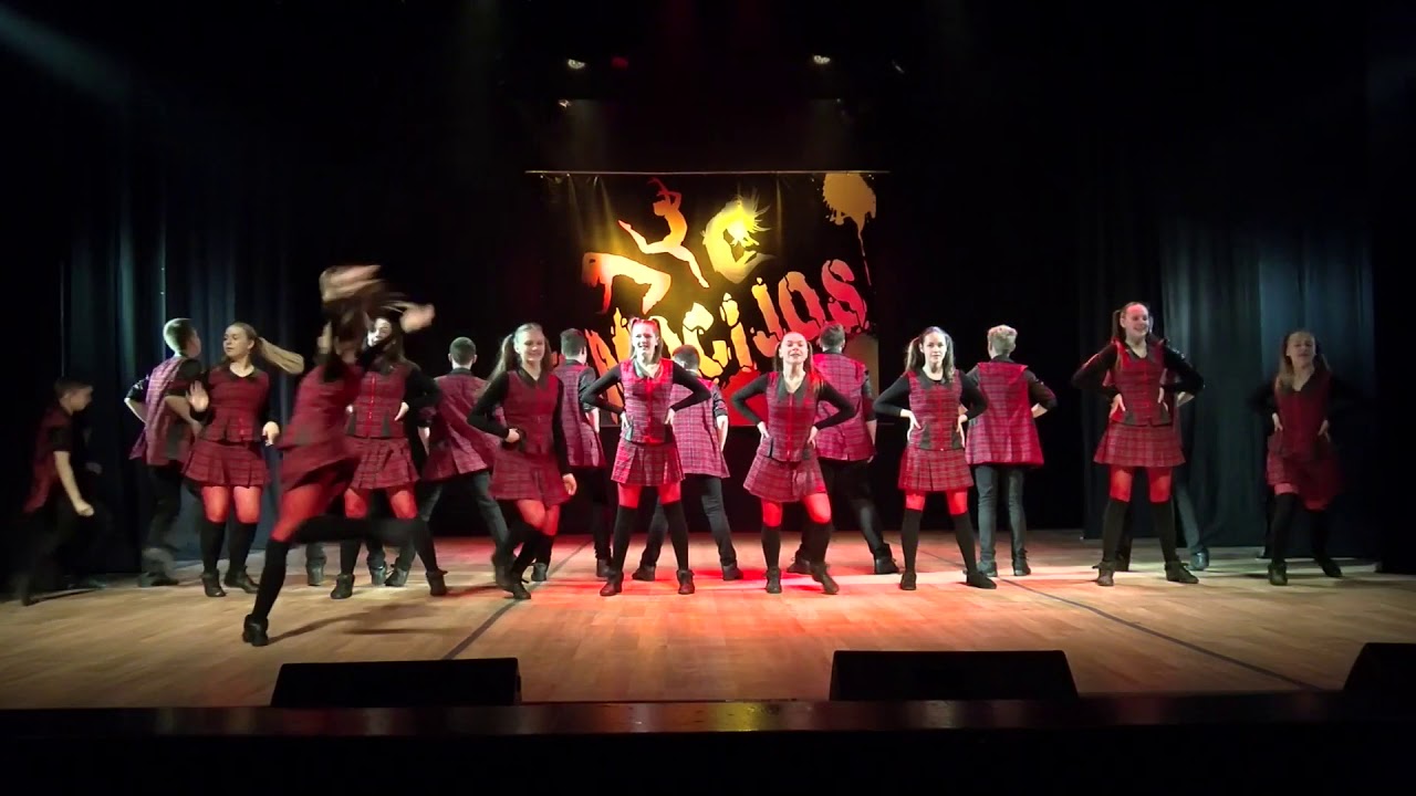 Jurbarko kultūros centro šiuolaikinio šokio studija 