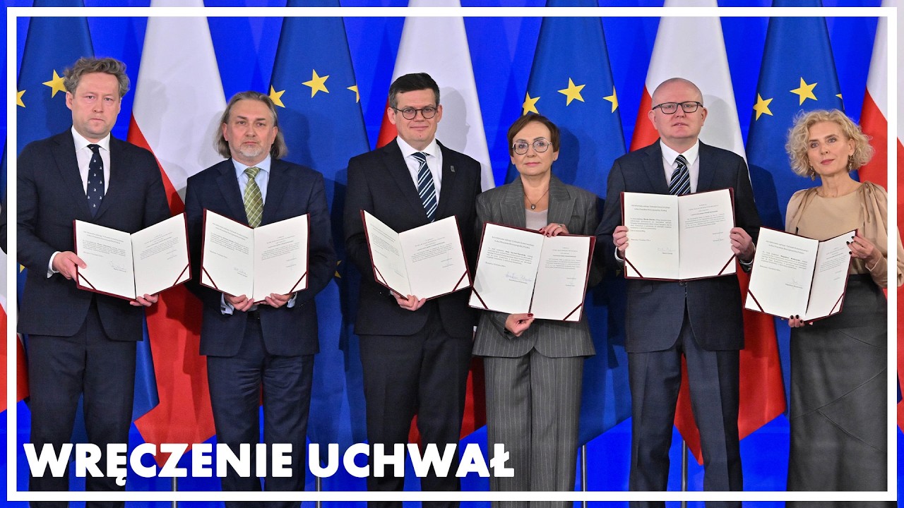 Uroczystość wręczenia uchwał Sejmu o wyborze przez Sejm na sędzi&oacute;w Trybunału Konstytucyjnego