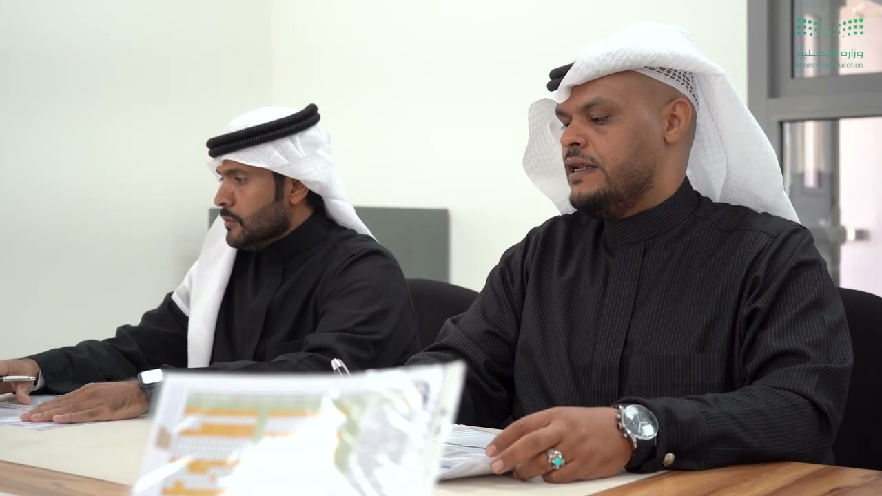 ثانوية الأمير عبدالمحسن ⁧‫الفائزة بالمركز الأول‬⁩  ⁧‫#المدرسة_المتميزة‬⁩ في جوائز ⁧‫#مؤسسة_حمدان‬⁩