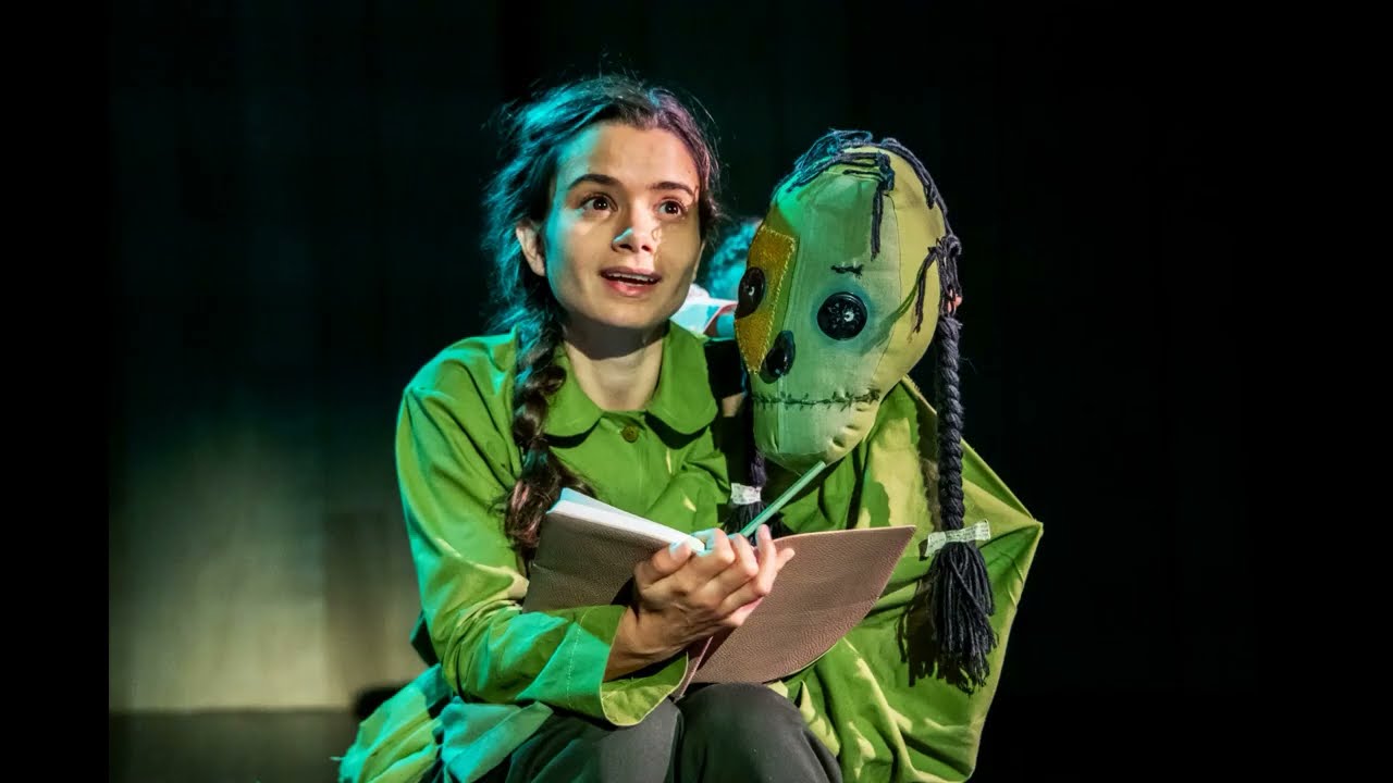 TOVE - en forestilling baseret frit på historien om Tove Ditlevsens barndom