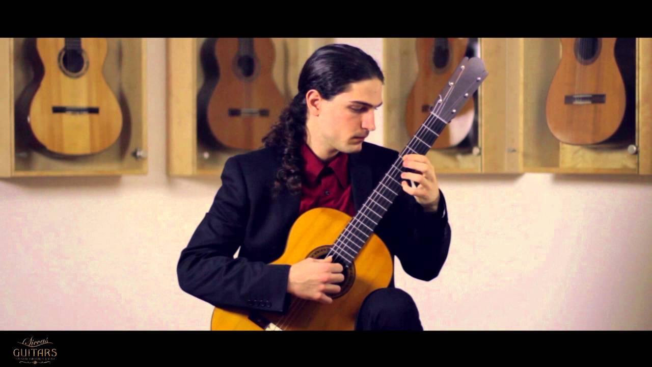 Santiago Molina Gimbernat plays Sarabande BWV 1004 J. S. Bach on a 2016 Guillermo Aguer