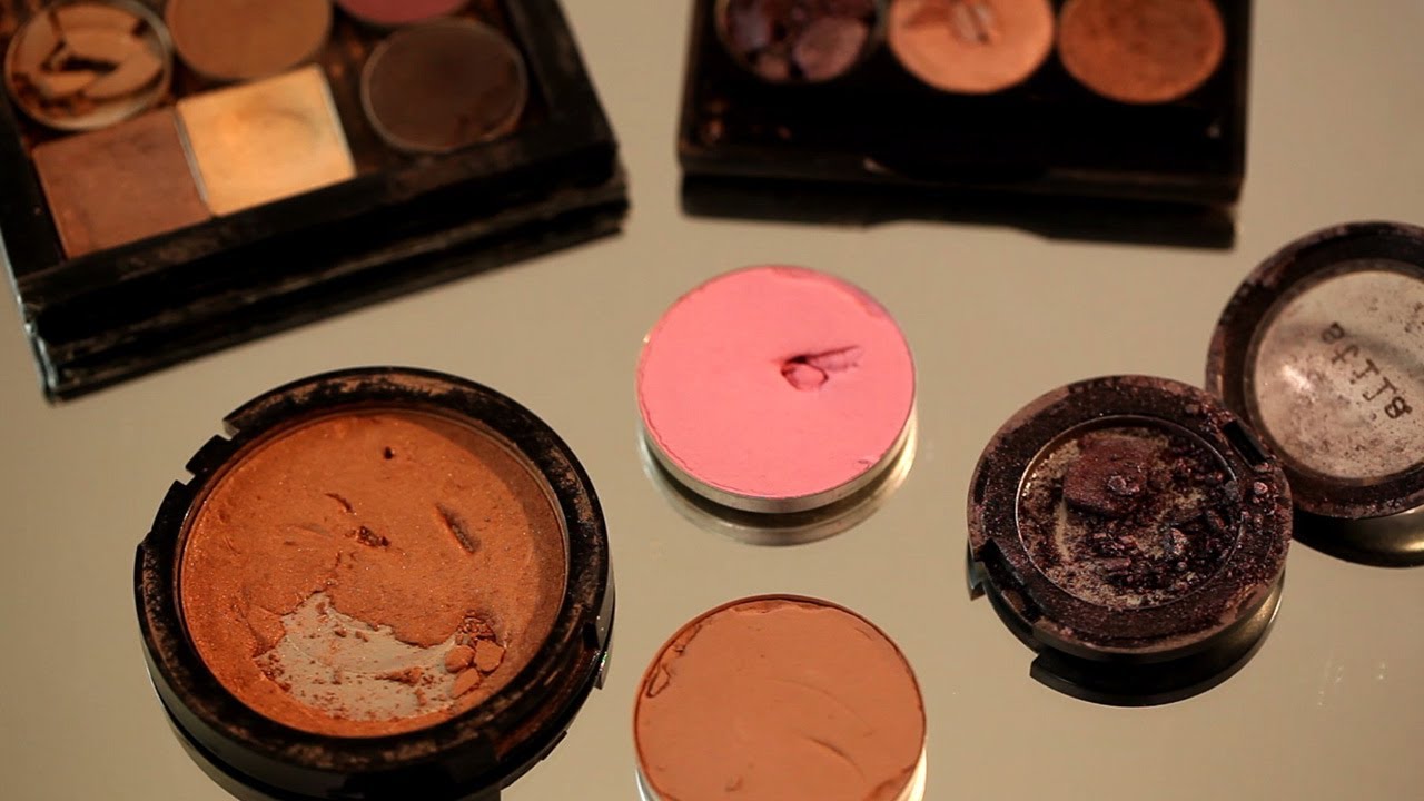 How to Fix Your Broken Eyeshadows || KIN BEAUTY