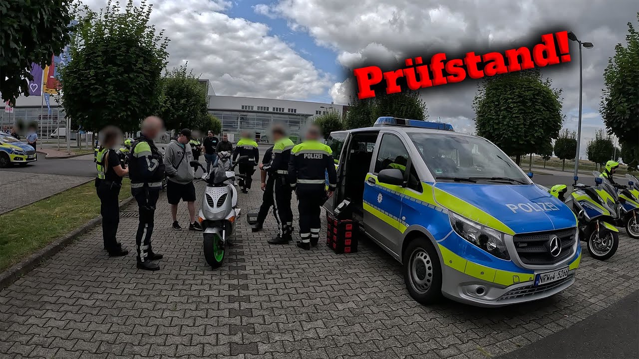 Die Jungs mit der Rolle... Polizei Rollenprüfstand prüft Supermotos und ROLLER!  | @LuisBrygala